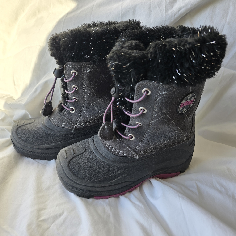 totes Kids Black and Pink Winter Boots